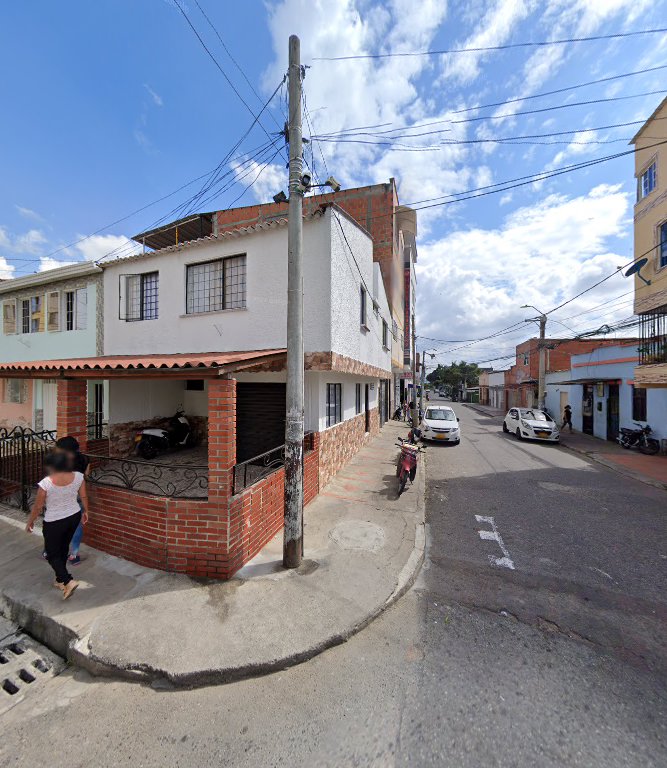 Tienda de ropa y zapatos para dama en Bucaramanga
