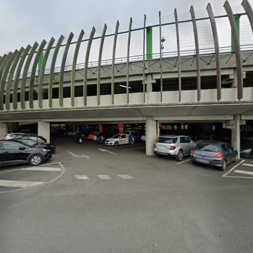 Borne de recharge de véhicules électriques Auchan Station de recharge Nogent-sur-Oise