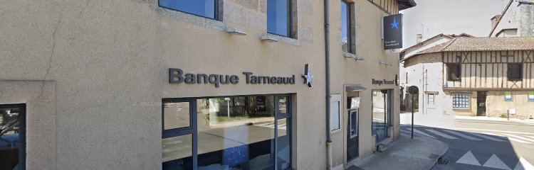Photo du Banque Banque Tarneaud à Saint-Léonard-de-Noblat
