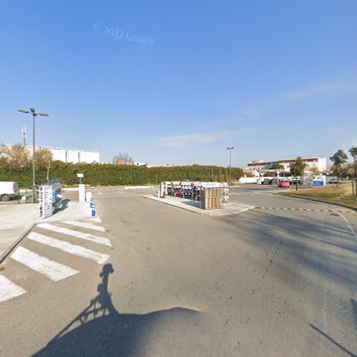 Borne de recharge de véhicules électriques Leclerc Charging Station Marignane