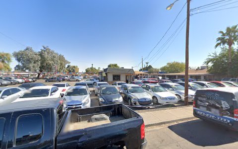 Used Car Dealer «Valley Auto Center», reviews and photos, 3199 W McDowell Rd, Phoenix, AZ 85009, USA