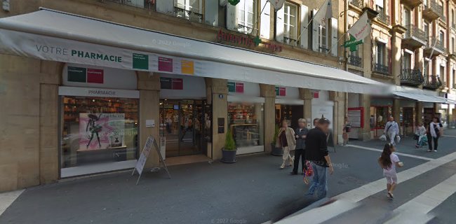 Rezensionen über Import Parfumerie Neuchâtel Rue du Seyon in Bern - Kosmetikgeschäft