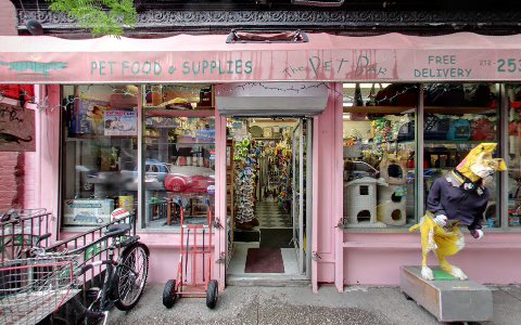 Pet Supply Store «Pet Bar», reviews and photos, 132 Thompson St # B, New York, NY 10012, USA