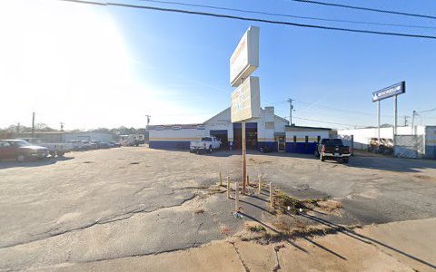 Tire Shop «Robbins Tire & Auto», reviews and photos, 225 N Washington Ave, Greenville, SC 29611, USA