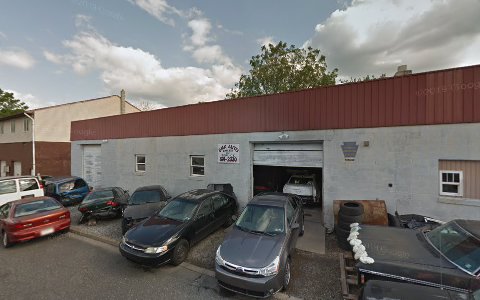 Auto Body Shop «SMK Auto Body», reviews and photos, 734 E Ettwein St, Bethlehem, PA 18018, USA