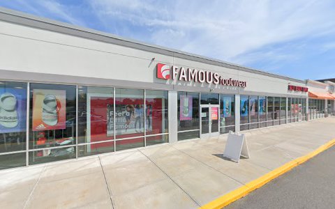 Shoe Store «Famous Footwear», reviews and photos, 7 Commerce Way, Seekonk, MA 02771, USA