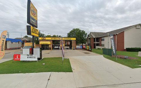 Oil Change Service «Jacks Quick Lube», reviews and photos, 7520 Jenny Lind Rd, Fort Smith, AR 72908, USA
