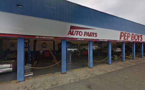 Auto Parts Store «Pep Boys Auto Parts & Service», reviews and photos, 5555 Youngstown Warren Rd, Niles, OH 44446, USA