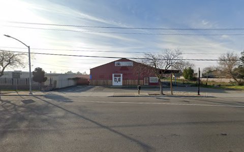 Animal Feed Store «Old Mcgowans Feed», reviews and photos, 398 W Lathrop Rd, Manteca, CA 95336, USA