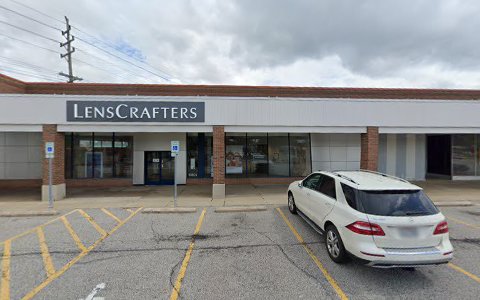 Eye Care Center «LensCrafters», reviews and photos, 6801 Pearl Rd, Middleburg Heights, OH 44130, USA