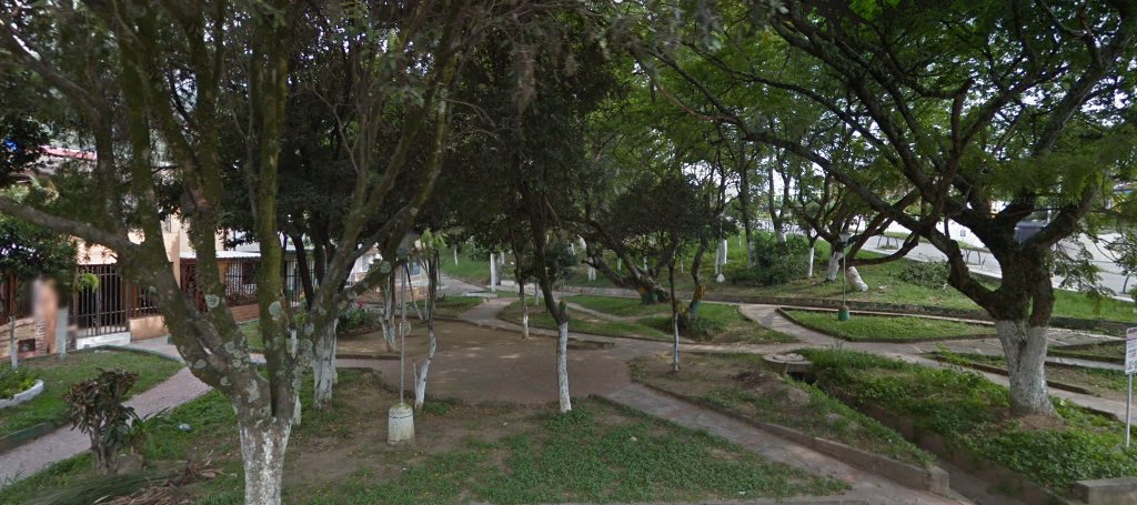 Parque Barrio Cabecera del Llano 2
