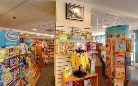 Book Store «Hooray for Books», reviews and photos, 1555 King St, Alexandria, VA 22314, USA