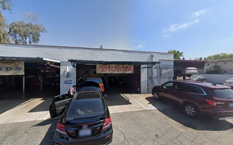 Auto Repair Shop «Arcadia Ultimate Automotive», reviews and photos, 418 N 1st Ave, Arcadia, CA 91006, USA