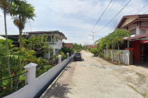 RedDoorz Syariah Bumi Siliwangi Residence Padang image