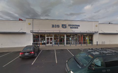 Sporting Goods Store «Big 5 Sporting Goods - Grants Pass», reviews and photos, 310 NE Agness Ave, Grants Pass, OR 97526, USA