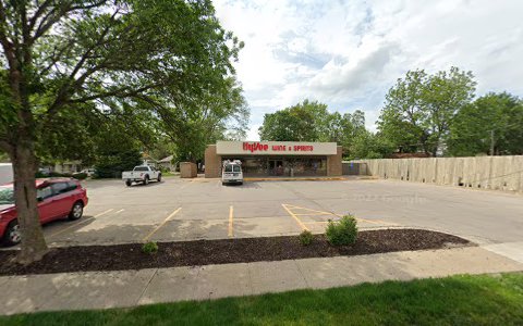 Wine Store «Hy-Vee Wine & Spirits», reviews and photos, 2310 Hubbell Ave, Des Moines, IA 50317, USA