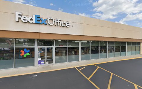 Print Shop «FedEx Office Print & Ship Center», reviews and photos, 6411 Grand Ave, Gurnee, IL 60031, USA