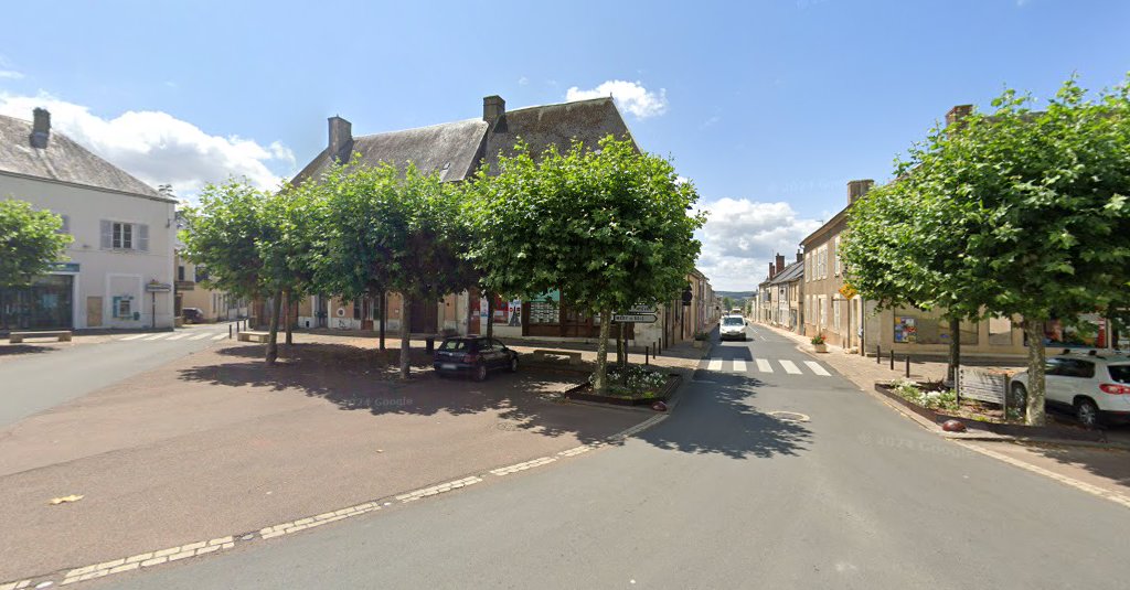 Le Village Immobilier à Henrichemont (Cher 18)