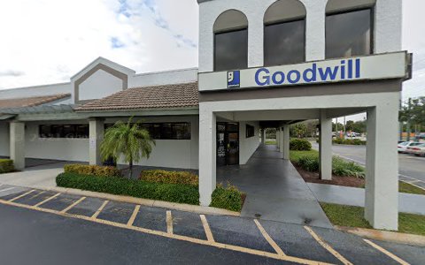 Thrift Store «Goodwill Greenacres/Woodbridge Store & Donation Center», reviews and photos, 6601 Forest Hill Blvd, Greenacres, FL 33413, USA