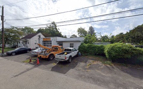 Auto Body Shop «Falls Auto Body», reviews and photos, 27 Brooks Ave, Morrisville, PA 19067, USA