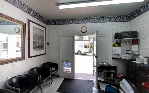 Barber Shop «Continental Barber Shop», reviews and photos, 811 Copeland St, Pittsburgh, PA 15232, USA