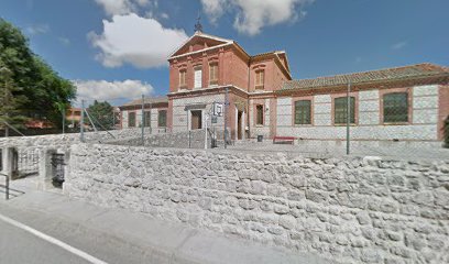 Escuelas González De La Mata en Geria