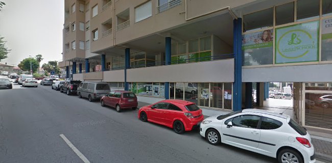 Edificio Impacto, Av. Dr. Magalhães Lemos Bloco 10 loja 12, 4610-106 Felgueiras, Portugal