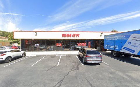Shoe Store «Mega Shoe Factory», reviews and photos, 2370 S Harbor Blvd, Anaheim, CA 92802, USA