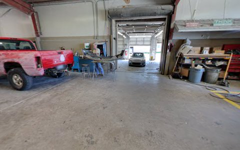 Auto Body Shop «Harvey’s Paint and Body», reviews and photos, 4300 Maple Ave, Dallas, TX 75219, USA