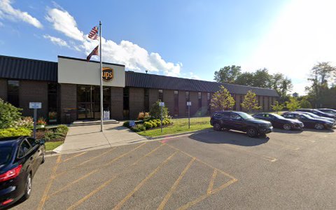 Shipping and Mailing Service «UPS Customer Center», reviews and photos, 29855 Schoolcraft Rd, Livonia, MI 48150, USA