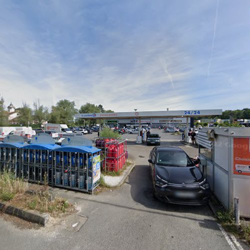 Borne de recharge de véhicules électriques Threeforce Charging Station Ozoir-la-Ferrière