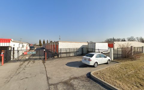 Self-Storage Facility «Public Storage», reviews and photos, 1295 Lake St, Roselle, IL 60172, USA