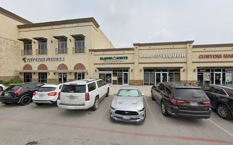 Dry Cleaner «Slater White Cleaners», reviews and photos, 26108 Overlook Pkwy, San Antonio, TX 78260, USA