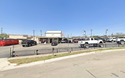 Car Dealer «KGS Motors», reviews and photos, 1225 Rivertree Dr, New Braunfels, TX 78130, USA