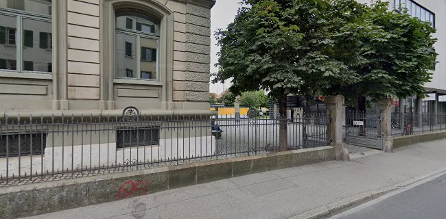 Rezensionen über HSO Wirtschafts- und Informatikschule in Bern - Schule