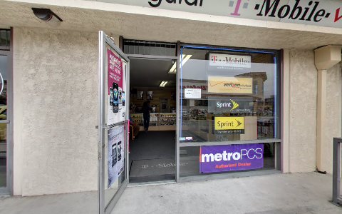 Cell Phone Store «MetroPCS Authorized Dealer», reviews and photos, 4172 Pacific Coast Hwy, Torrance, CA 90505, USA
