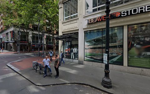 Sportswear Store «OSU Beaver Store», reviews and photos, 538 SW 6th Ave, Portland, OR 97204, USA