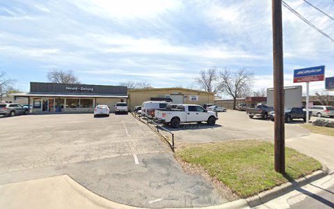 Tire Shop «Landa Tire & Automotive», reviews and photos, 551 Landa St, New Braunfels, TX 78130, USA