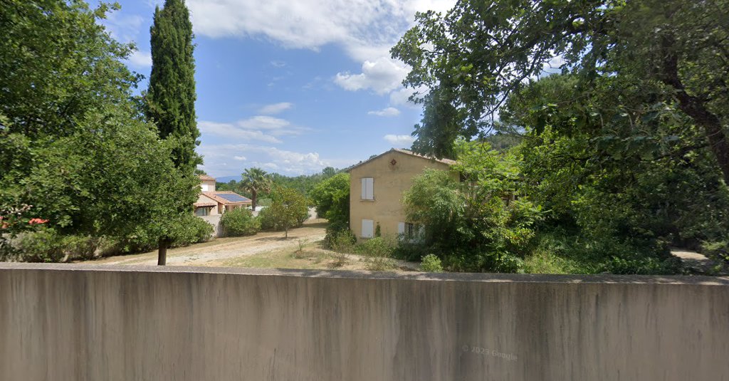 Maison location à Saint-Restitut (Drôme 26)