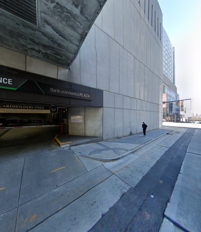 Bank of America Plaza Parking Garage - College St. Entrance