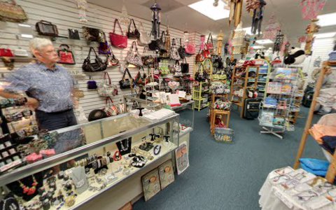 Gift Shop «Beach Bazaar», reviews and photos, 401 Mandalay Ave, Clearwater, FL 33767, USA
