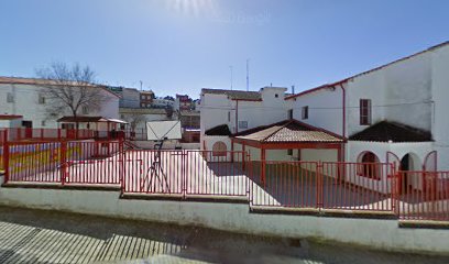 Centro de Educación Infantil y Primaria Miguel Santamaría en Castillo de Bayuela