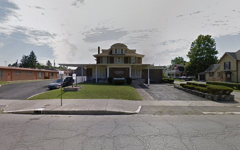 Funeral Home «Macer-Hall Funeral Home», reviews and photos, 600 S Main St, New Castle, IN 47362, USA