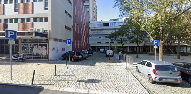 R. Bulhão Pato 3A, 1700-081 Lisboa, Portugal