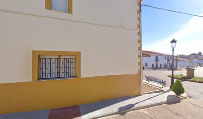 Centro Sociocultural Antonio Cabrera en Casas de Don Pedro