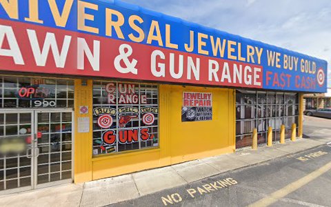 Jewelry Store «Universal Jewelry Pawn & Gun Range», reviews and photos, 990 W Brandon Blvd, Brandon, FL 33510, USA