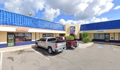Alexander - Pet Food Store in Sarasota Florida