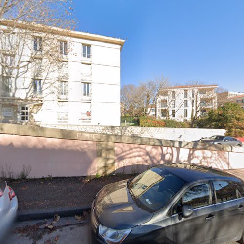 Borne de recharge de véhicules électriques larecharge Station de recharge Aix-en-Provence