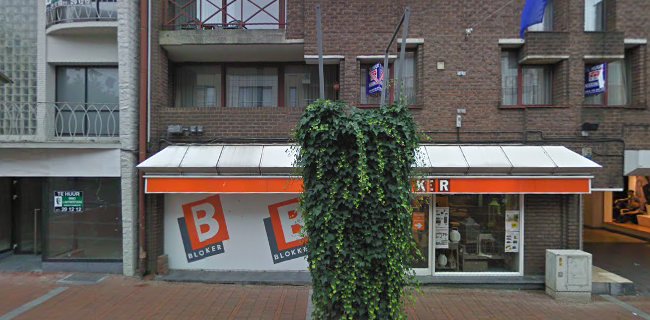 ESILA Boutique / Café - Kledingwinkel