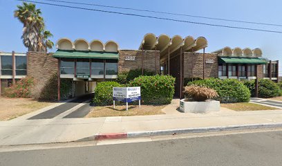 Heartwell Chiropractic - Pet Food Store in Long Beach California